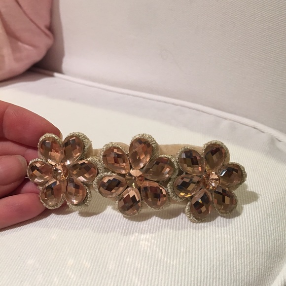 ✨3/15✨ NW Johnny Loves Rosie Crystal Barrette SFH - Picture 7 of 8